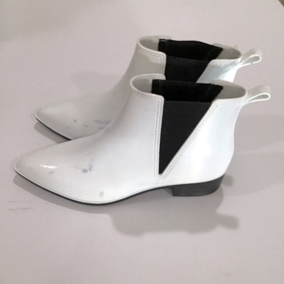 Jeffrey Campbell white Chelsea rubber booties size 8 Stormy rubber - Picture 1 of 6